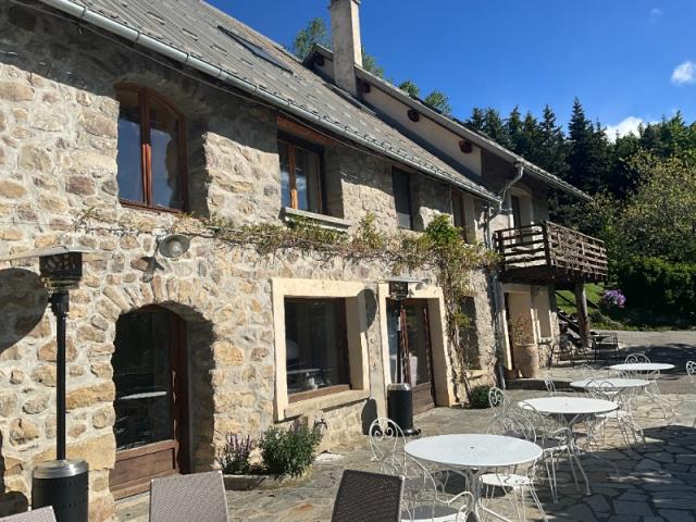 LA GRANGE DES ECRINS à CHABOTTES (05)